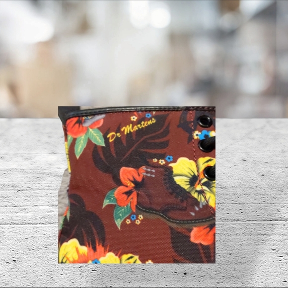 Dr martens Hawaiian punk T canvas boots size 9 - Picture 3 of 13